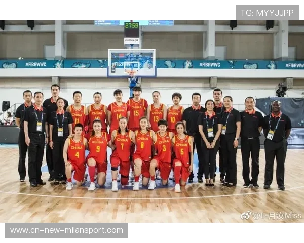 李月汝状态良好,社交媒体晒照分享恢复动态,李月汝资料